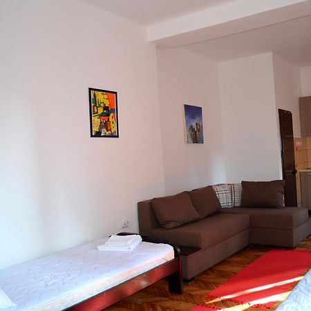 Apartmants Night Lux Ni Zimmer foto